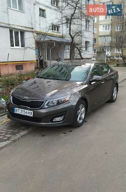 Седан Kia Optima 2014 в Івано-Франківську