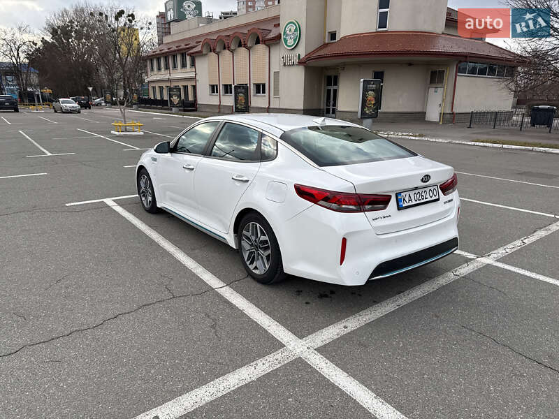 Седан Kia Optima 2019 в Киеве