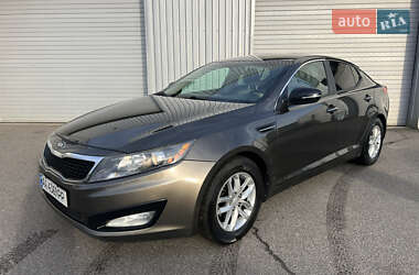 Седан Kia Optima 2013 в Киеве