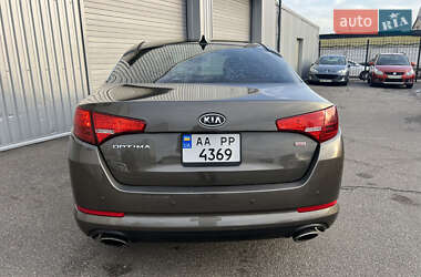 Седан Kia Optima 2013 в Києві