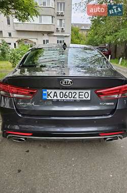 Седан Kia Optima 2017 в 