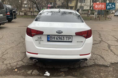 Седан Kia Optima 2012 в Одессе