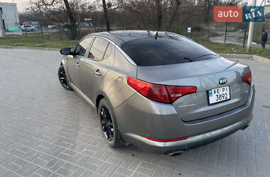 Седан Kia Optima 2013 в Новомосковске