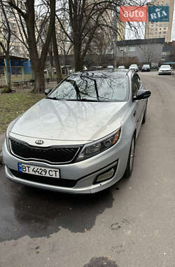 Седан Kia Optima 2014 в Киеве