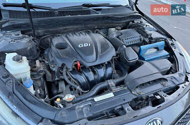 Седан Kia Optima 2014 в 