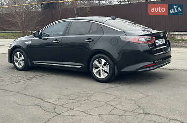 Седан Kia Optima 2014 в 