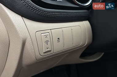 Седан Kia Optima 2013 в 