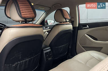 Седан Kia Optima 2013 в 