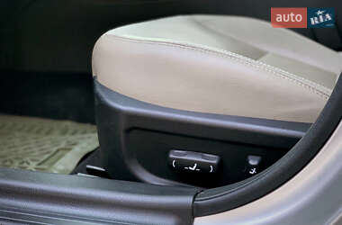 Седан Kia Optima 2012 в 