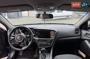 Седан Kia Optima 2015 в 