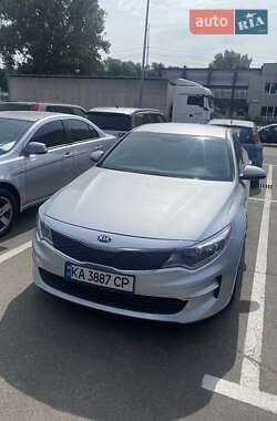 Седан Kia Optima 2016 в Киеве