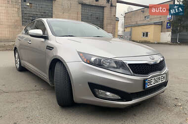 Седан Kia Optima 2013 в Киеве