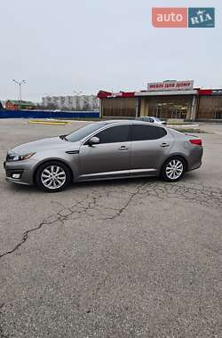 Седан Kia Optima 2014 в Харькове