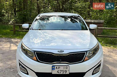 Седан Kia Optima 2015 в 