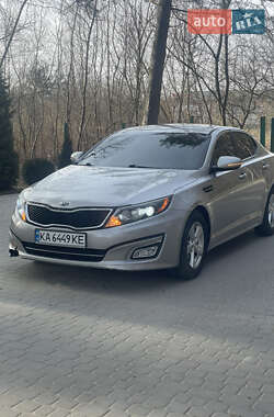 Седан Kia Optima 2015 в Львове