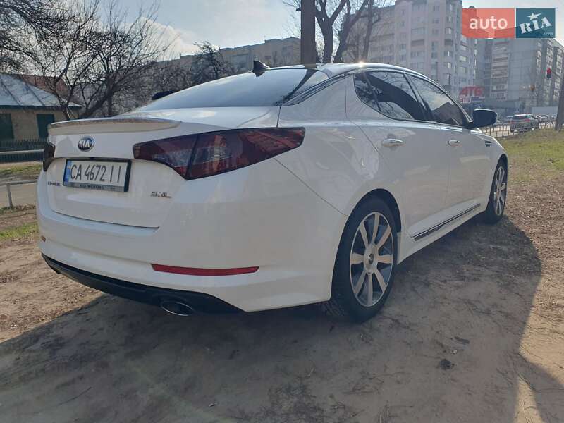 Седан Kia Optima 2013 в Черкасах
