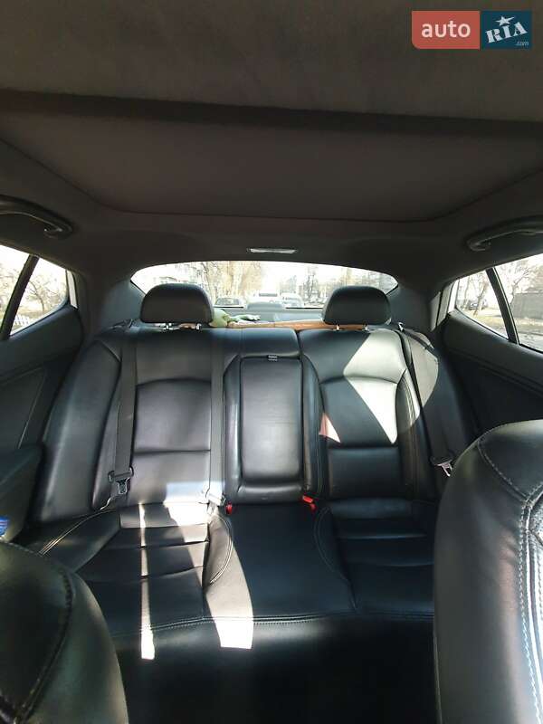 Седан Kia Optima 2013 в Черкасах