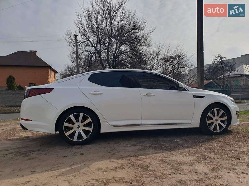 Седан Kia Optima 2013 в Черкасах