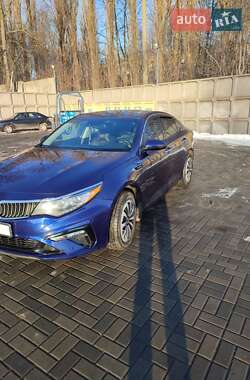 Седан Kia Optima 2019 в 