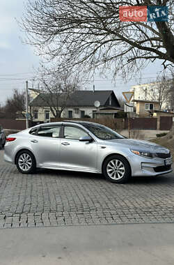 Седан Kia Optima 2016 в 