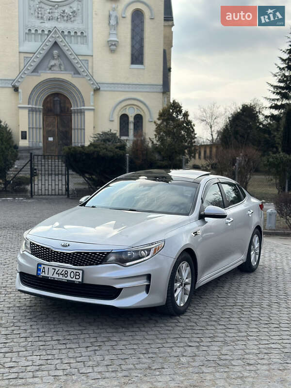 Седан Kia Optima 2016 в 