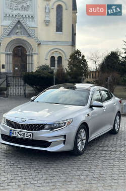 Седан Kia Optima 2016 в 