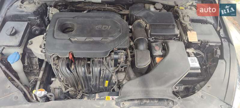 Седан Kia Optima 2016 в Хмельницком