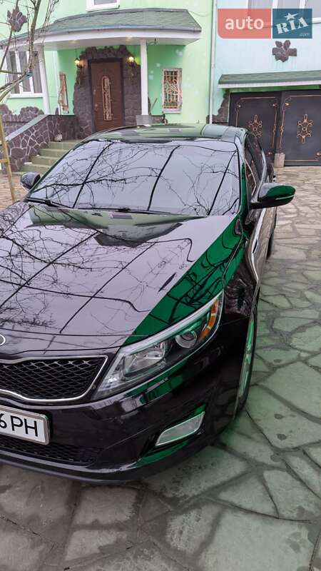 Седан Kia Optima 2014 в Киеве