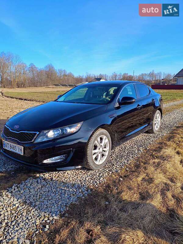 Седан Kia Optima 2012 в Ивано-Франковске