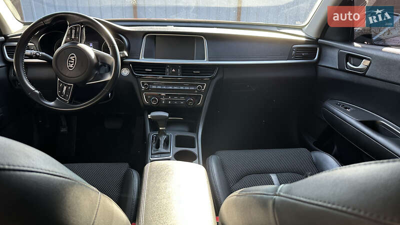 Седан Kia Optima 2019 в Киеве
