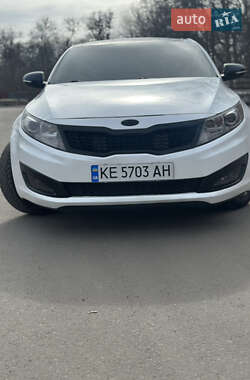 Седан Kia Optima 2012 в Днепре