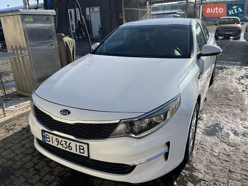 Седан Kia Optima 2016 в Полтаве