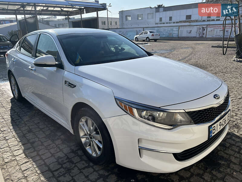 Седан Kia Optima 2016 в Полтаве
