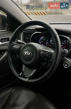 Седан Kia Optima 2014 в 