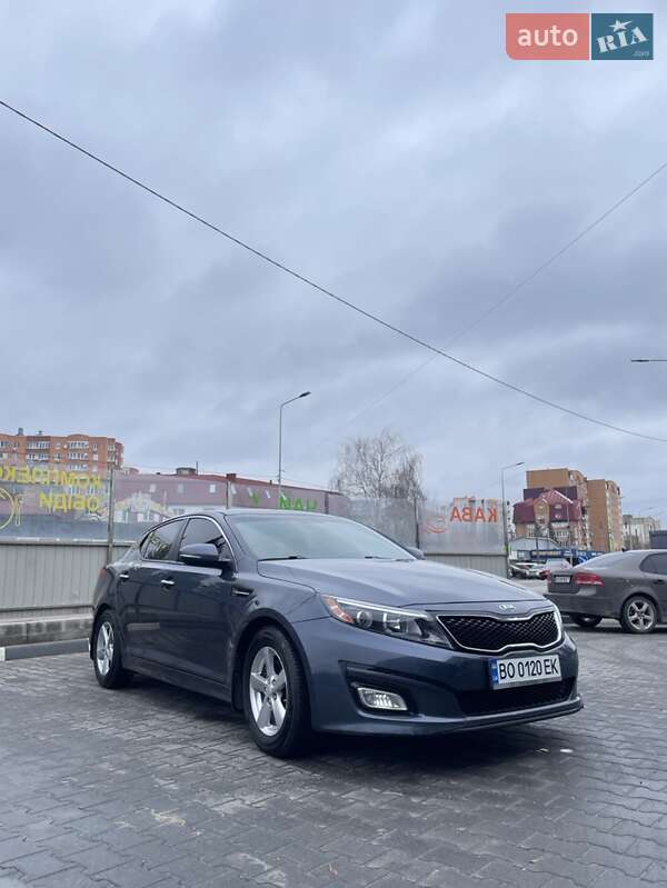Седан Kia Optima 2014 в 
