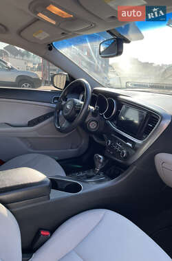 Седан Kia Optima 2014 в 
