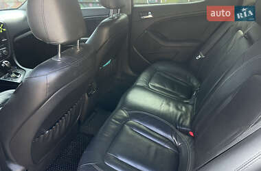 Седан Kia Optima 2011 в 