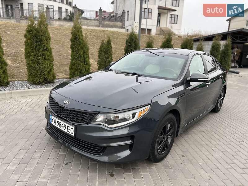 Седан Kia Optima 2016 в 