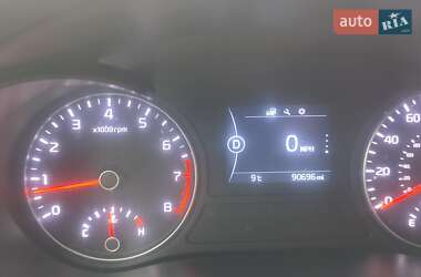 Седан Kia Optima 2016 в 