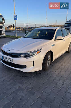 Седан Kia Optima 2017 в 