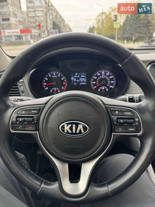 Седан Kia Optima 2016 в Дніпрі фото 24 Седан Kia Optima 2016 в Дніпрі