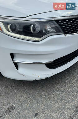 Седан Kia Optima 2016 в Днепре