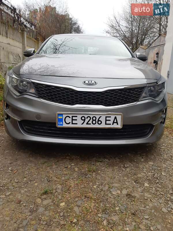 Седан Kia Optima 2016 в 