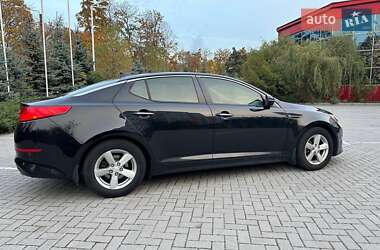 Седан Kia Optima 2014 в 