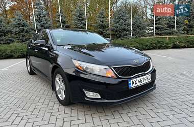 Седан Kia Optima 2014 в 