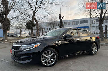 Седан Kia Optima 2017 в 