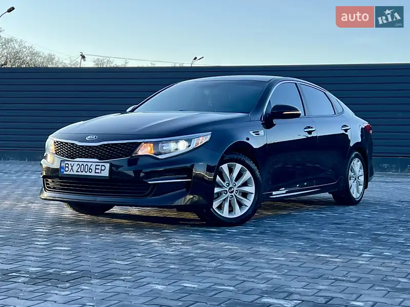Седан Kia Optima 2016 в 