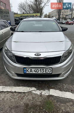Седан Kia Optima 2013 в 