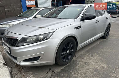 Седан Kia Optima 2013 в 