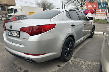 Седан Kia Optima 2013 в 